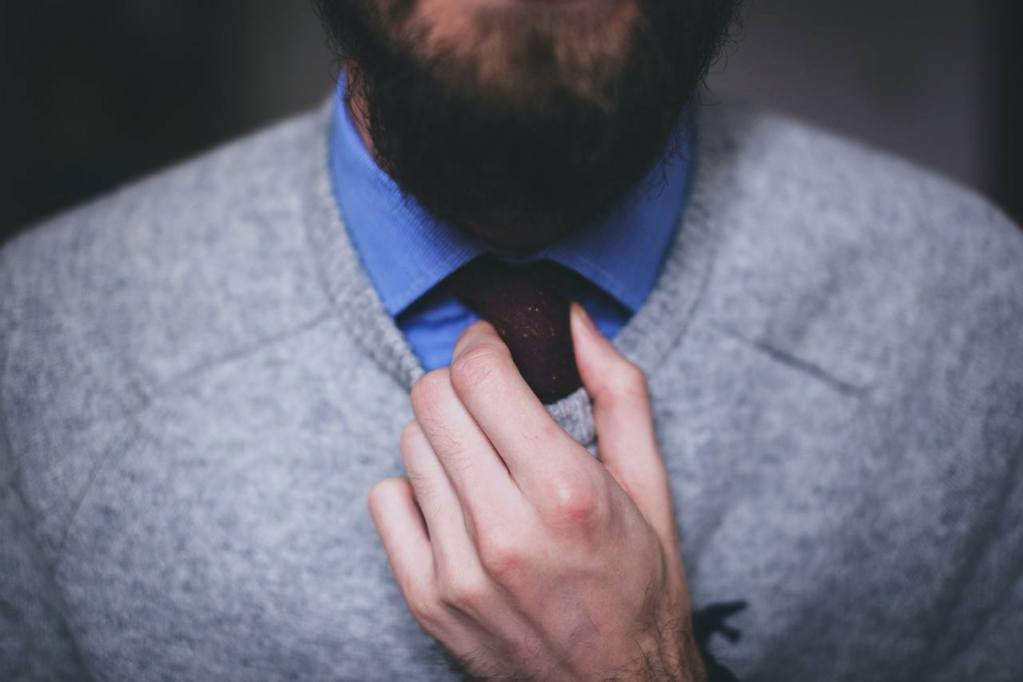 FEEL RUGGED, SMELL AMAZING - DIY MEN'S COLOGNE